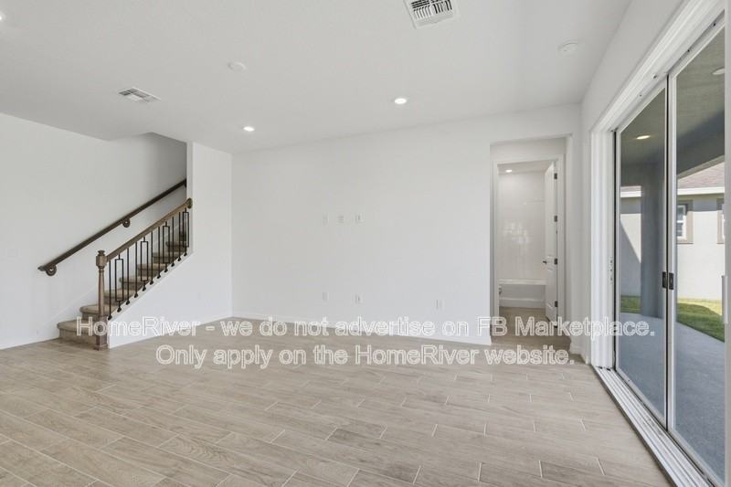 13458 Turnleaf Blvd - Photo 3 of 36