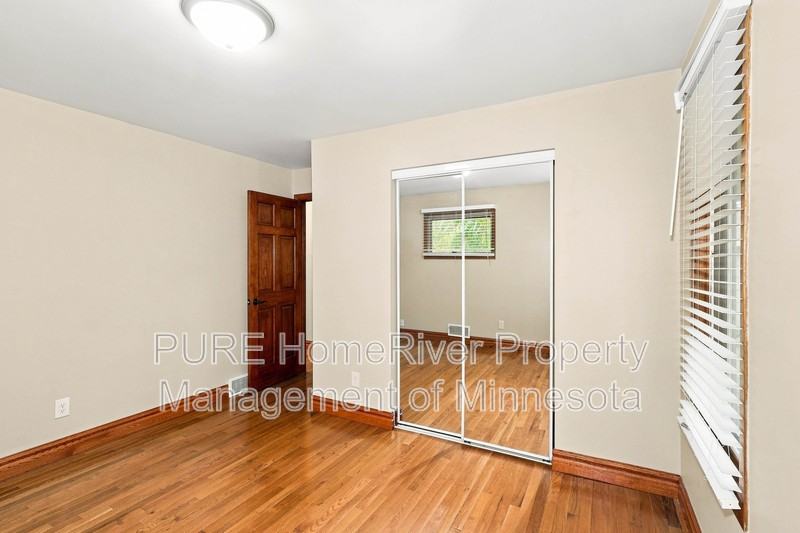 580 Fairmont St Ne - Photo 7 of 17