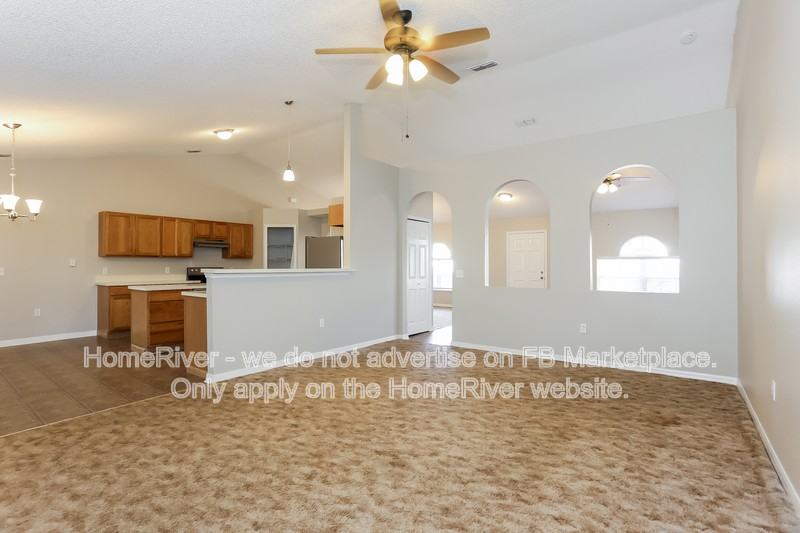 4130 Broad Creek Ln - Photo 7 of 18
