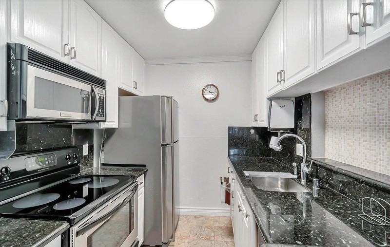 391 Mandarin Dr #113 - Photo 5 of 18