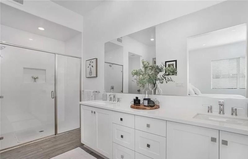 1851 S Union St #6 - Photo 5 of 12