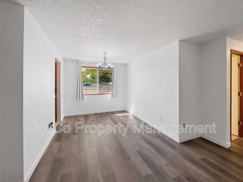 1002 S Flax Plant Rd - Photo 4 of 22