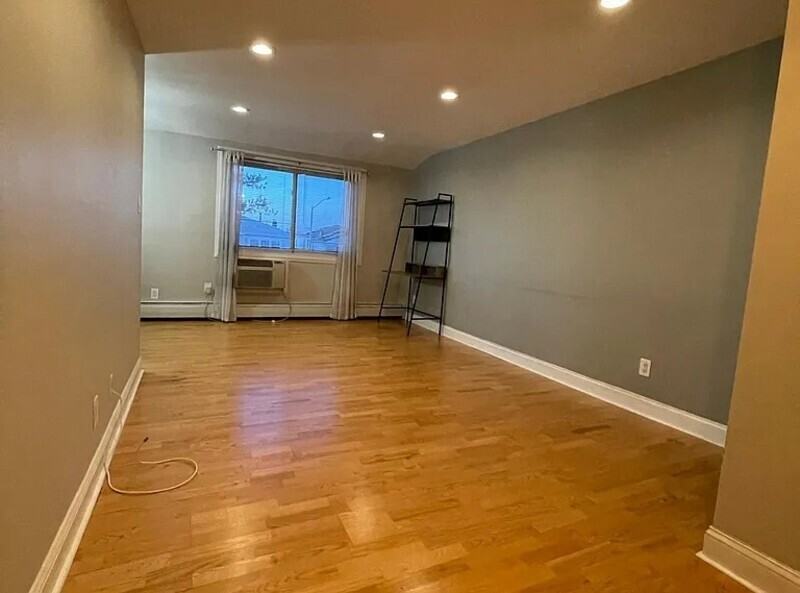 19 Gadsen Pl #2F - Photo 2 of 13