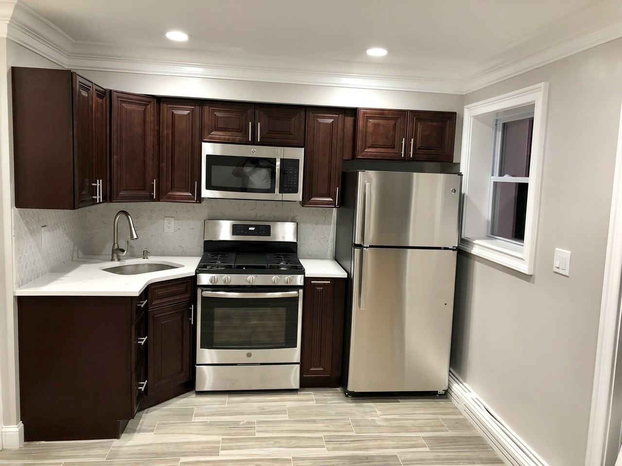 2404 Tiemann Ave #NA - Photo 3 of 10