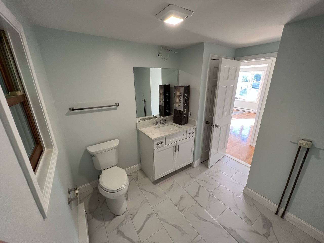 26 26 28 Garfield Ave #28 - Photo 4 of 12