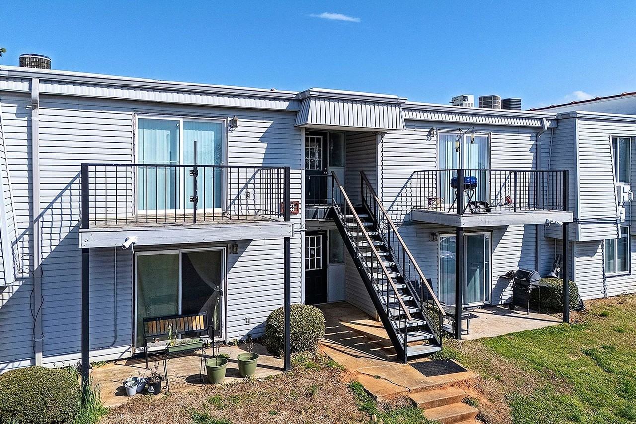 High Meadow Apartments - Photo 3 of 50