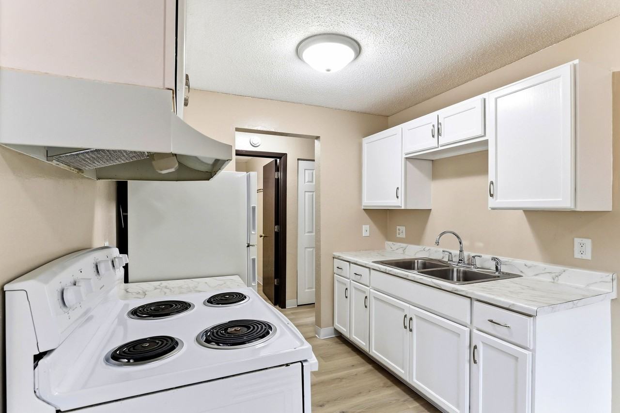 1846 Magnolia Ave E #1846-104 - Photo 3 of 34