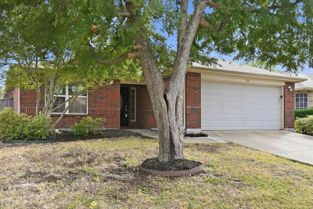 3113 Bryce Dr - Photo 3 of 16
