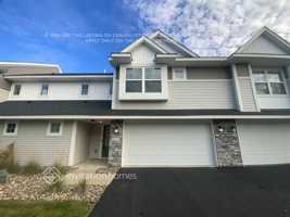 featured image of 14320 Arctic Cir