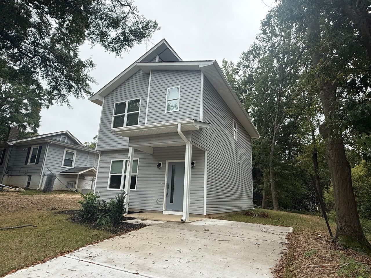 807 E Harrison Ave - Photo 2 of 33
