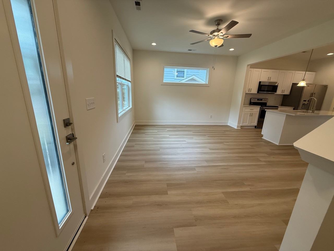 807 E Harrison Ave - Photo 5 of 33