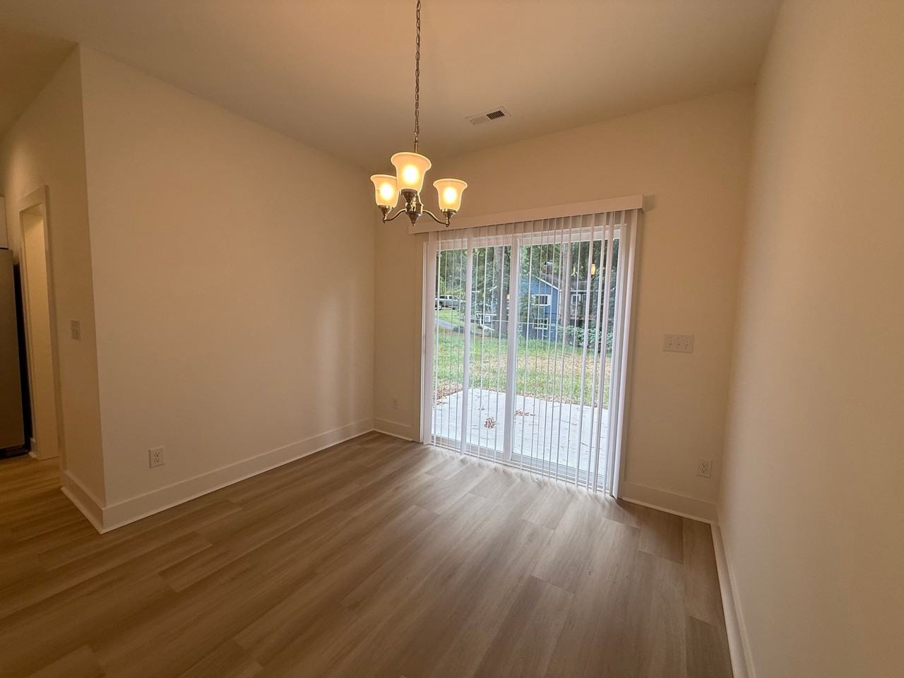 807 E Harrison Ave - Photo 6 of 33
