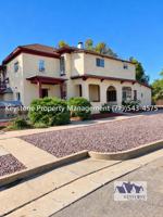 featured image of 300 E 3rd St #5
