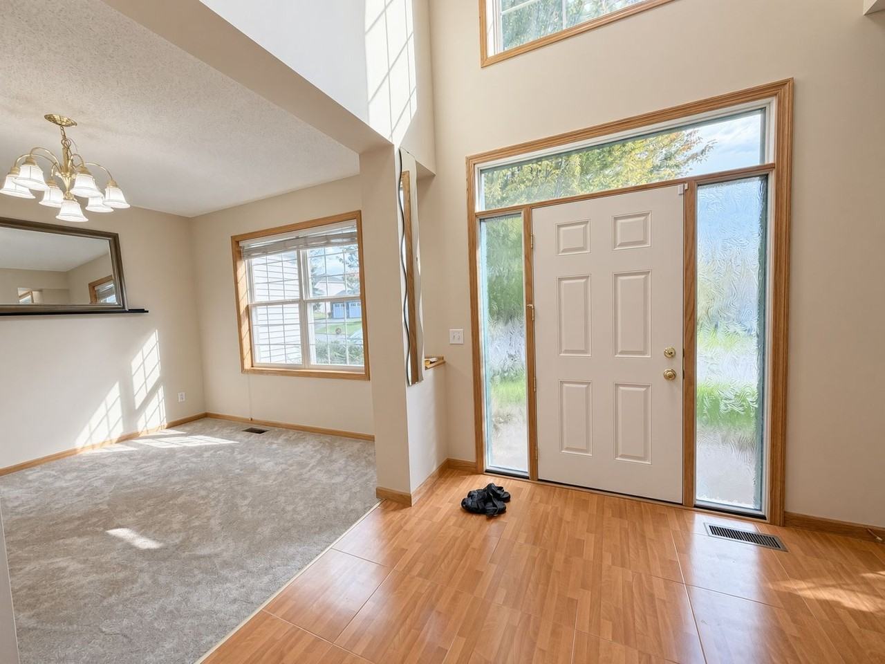 2888 Eagle Valley Dr - Photo 2 of 50