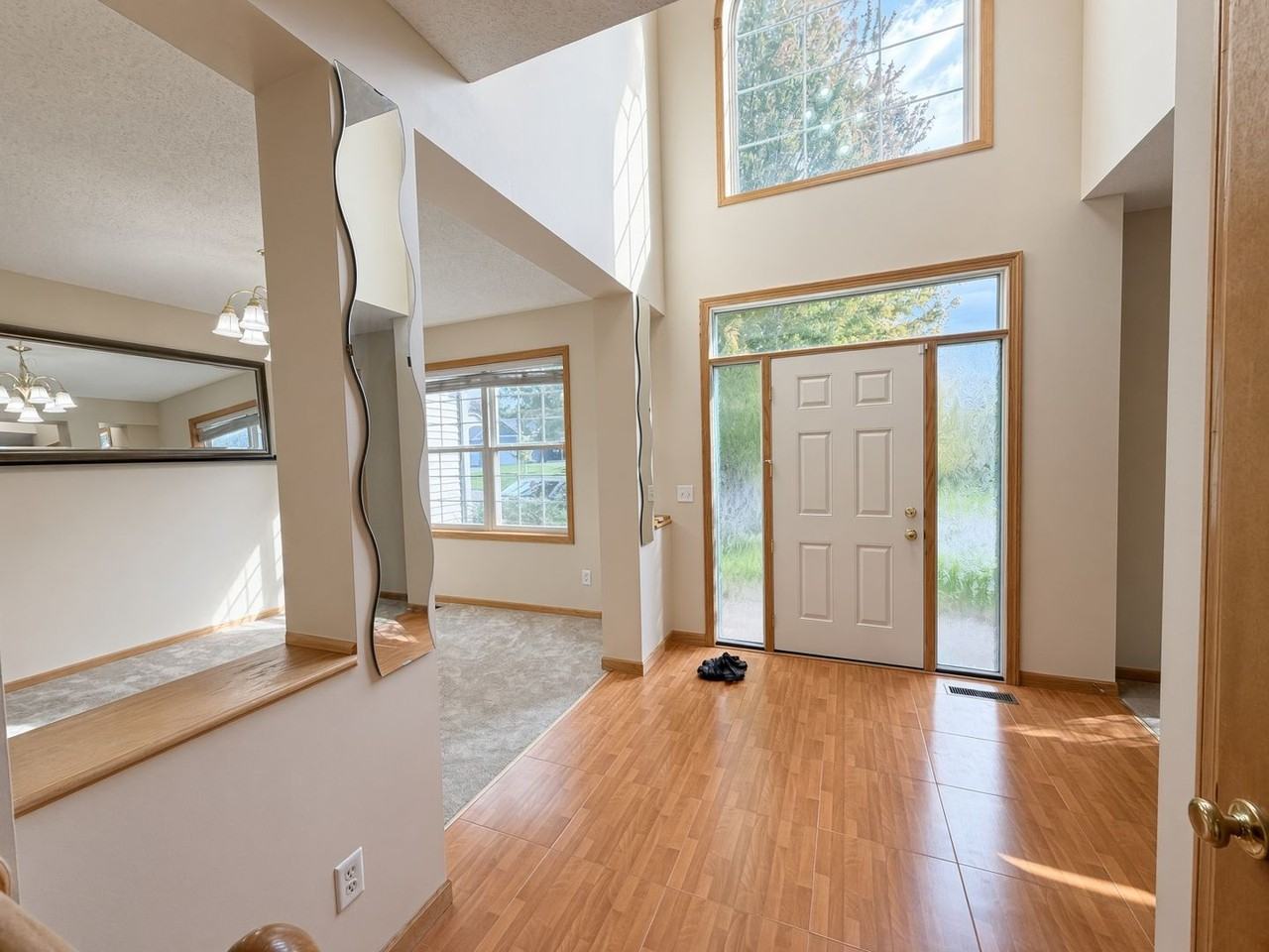 2888 Eagle Valley Dr - Photo 3 of 50