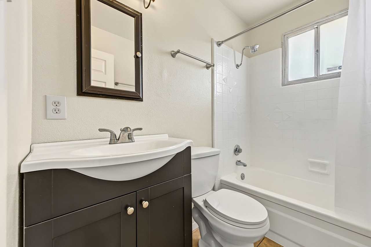 4217 W Wagon Wheel Dr - Photo 6 of 28