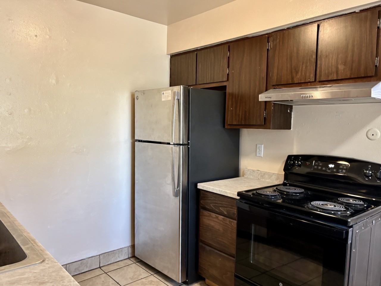 12501 Manitoba Rd NEUnit B #B - Photo 7 of 24