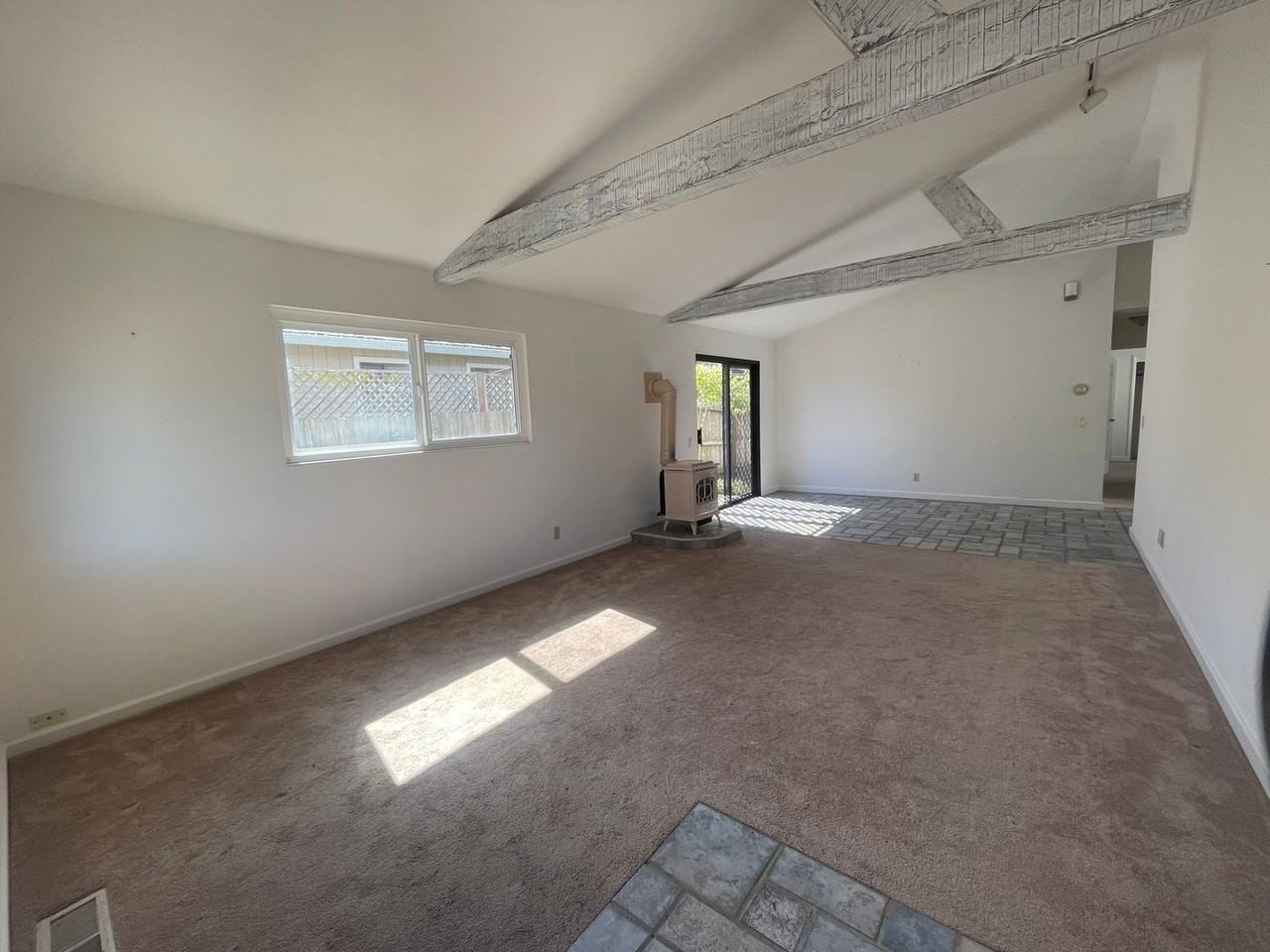 514 7th St - Photo 3 of 27