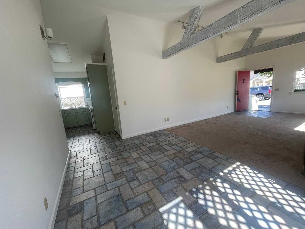 514 7th St - Photo 7 of 27