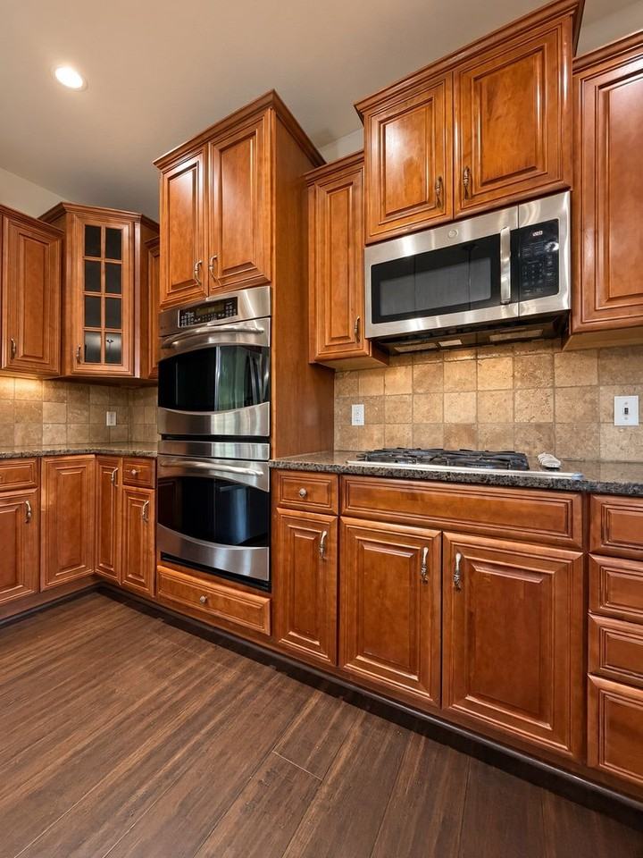 15275 Plumstone Dr - Photo 6 of 50