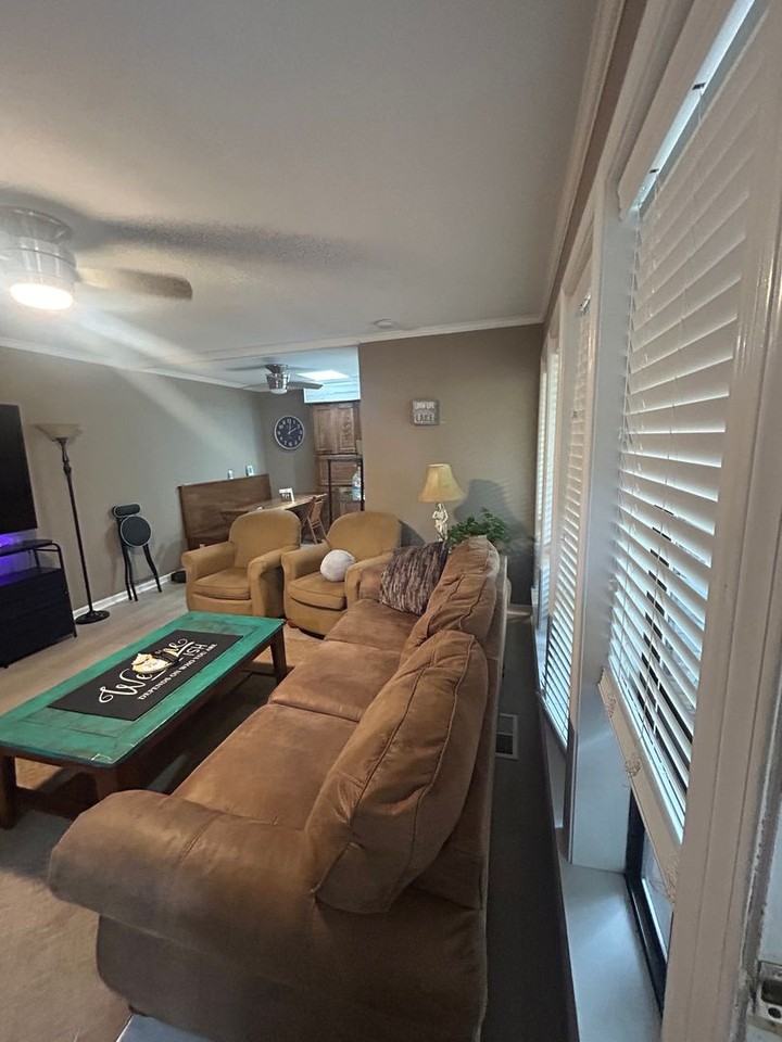 134 Richwood Dr #32 - Photo 3 of 36