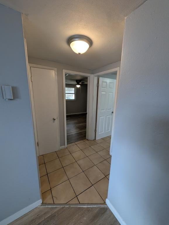 8 S Jackson St - Photo 4 of 10