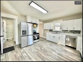 featured image of 321 8th St