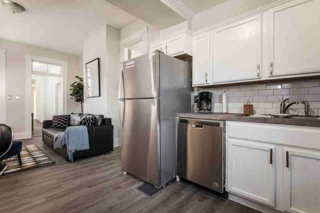 419 Marret Ave - Photo 3 of 28