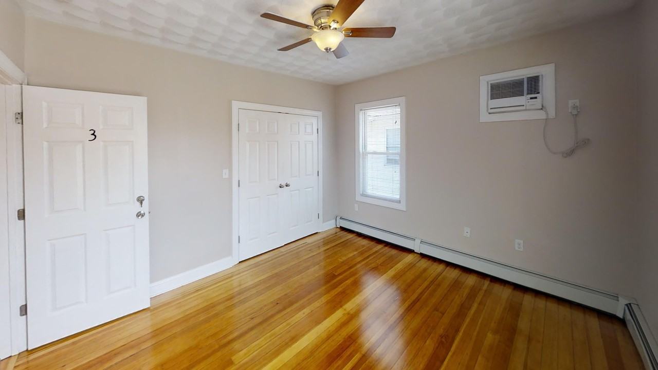 59 Pembroke Ave #59-3 - Photo 6 of 24