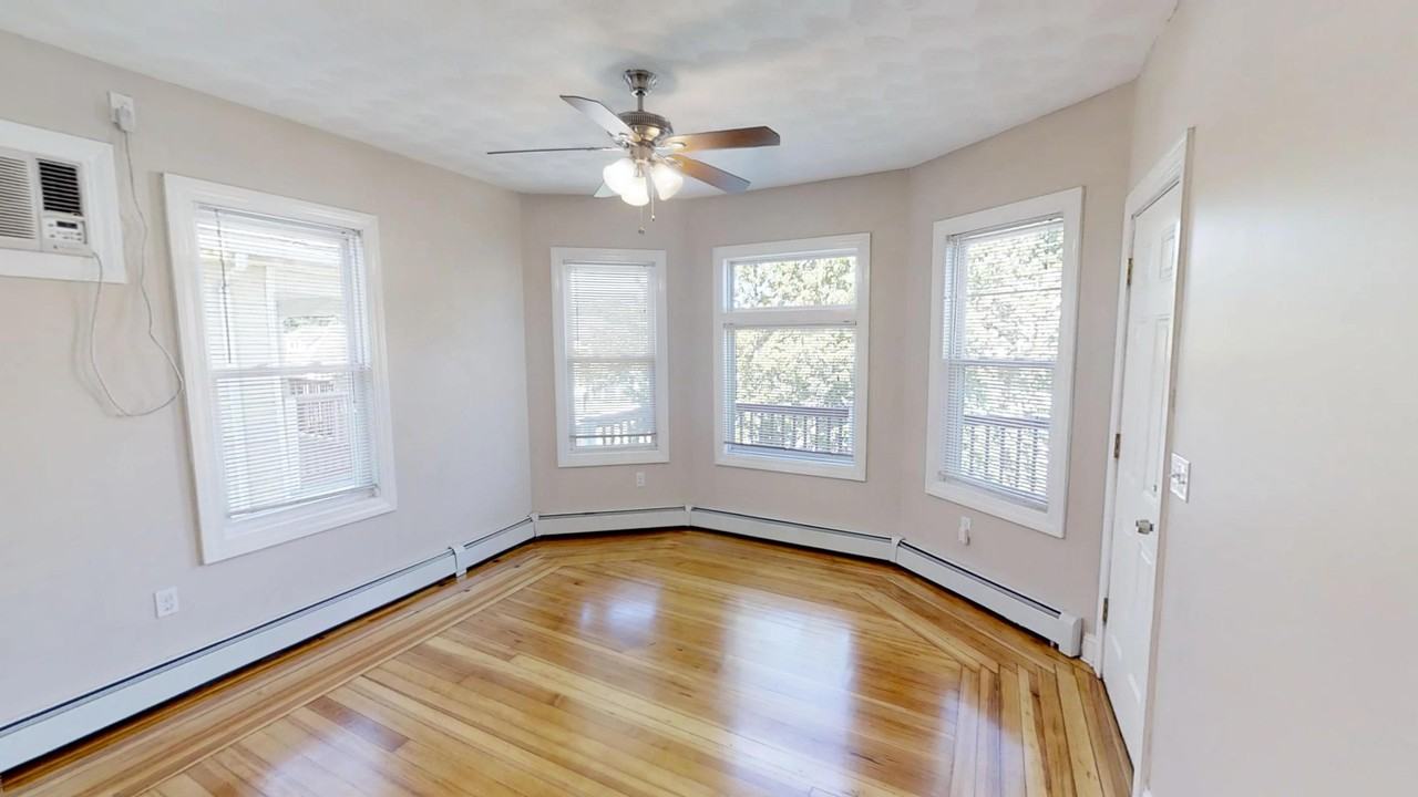 59 Pembroke Ave #59-3 - Photo 7 of 24