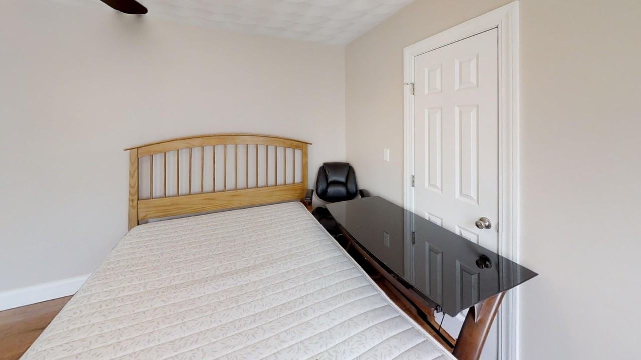 70 Pembroke Ave #72-3 - Photo 5 of 11