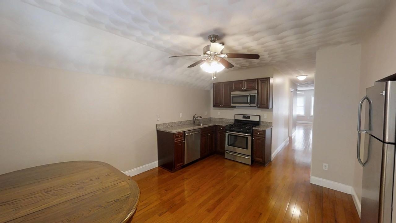 70 Pembroke Ave #72-3 - Photo 7 of 11
