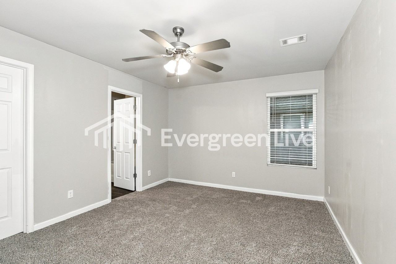 16380 Natchez Dr - Photo 6 of 15