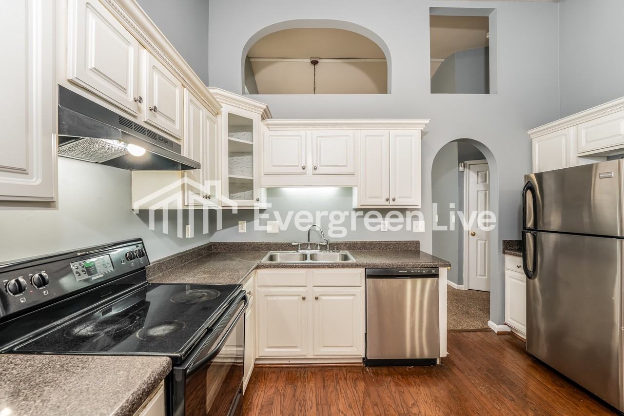 125 Gardenside Dr - Photo 7 of 15