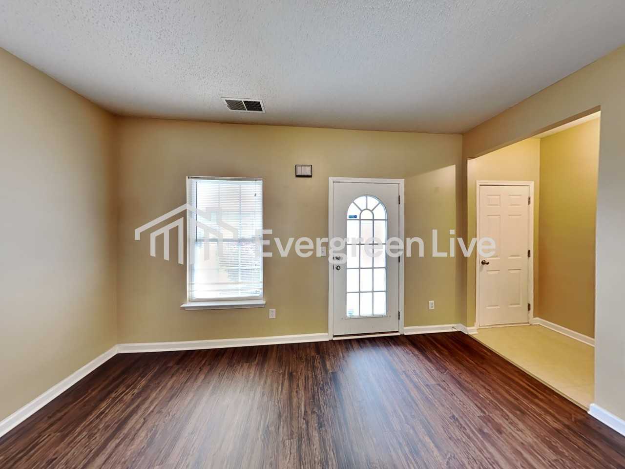 2229 Crossrail Dr - Photo 2 of 20