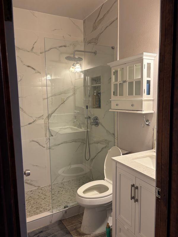 950 Cottonwood Ave - Photo 3 of 8