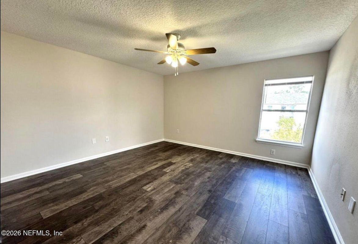 8440 Mcgirts Village Ln - Photo 4 of 9