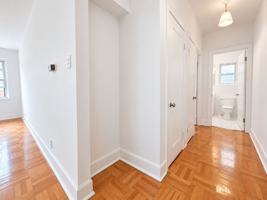 featured image of 3455 Rue Stanley