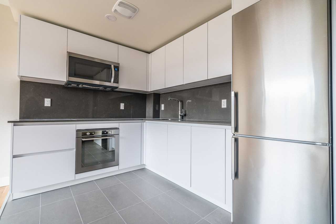 25 Eccleston Drive - Photo 2 of 50
