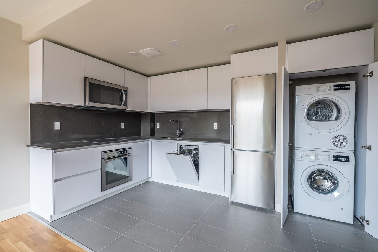 25 Eccleston Drive - Photo 3 of 50