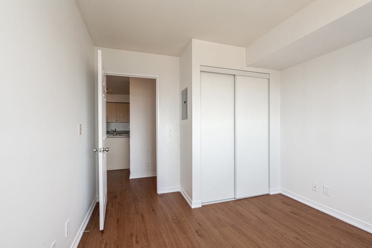 333 Sidney Belsey - Photo 7 of 46