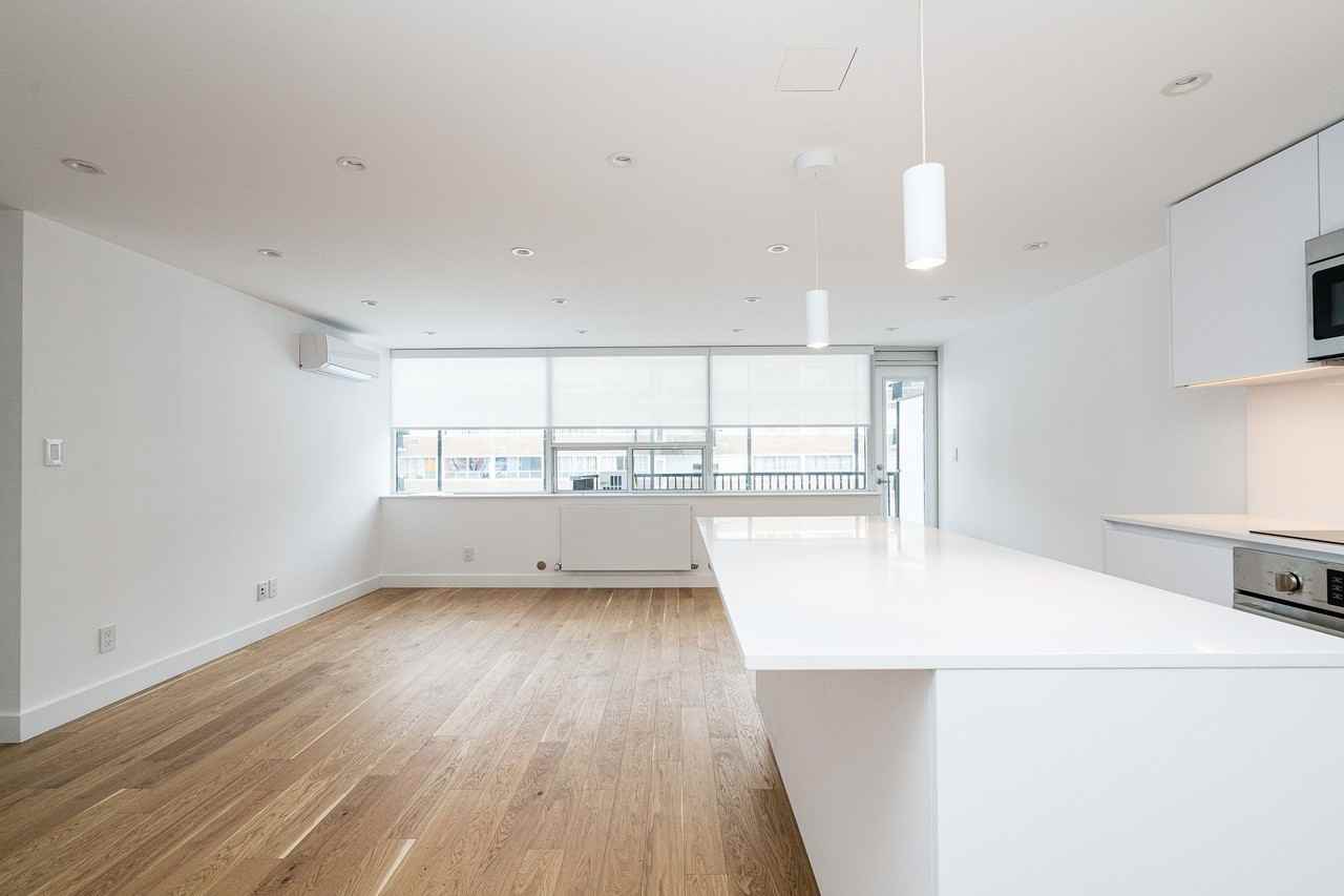150 Donway & 4 Overland - Photo 4 of 50