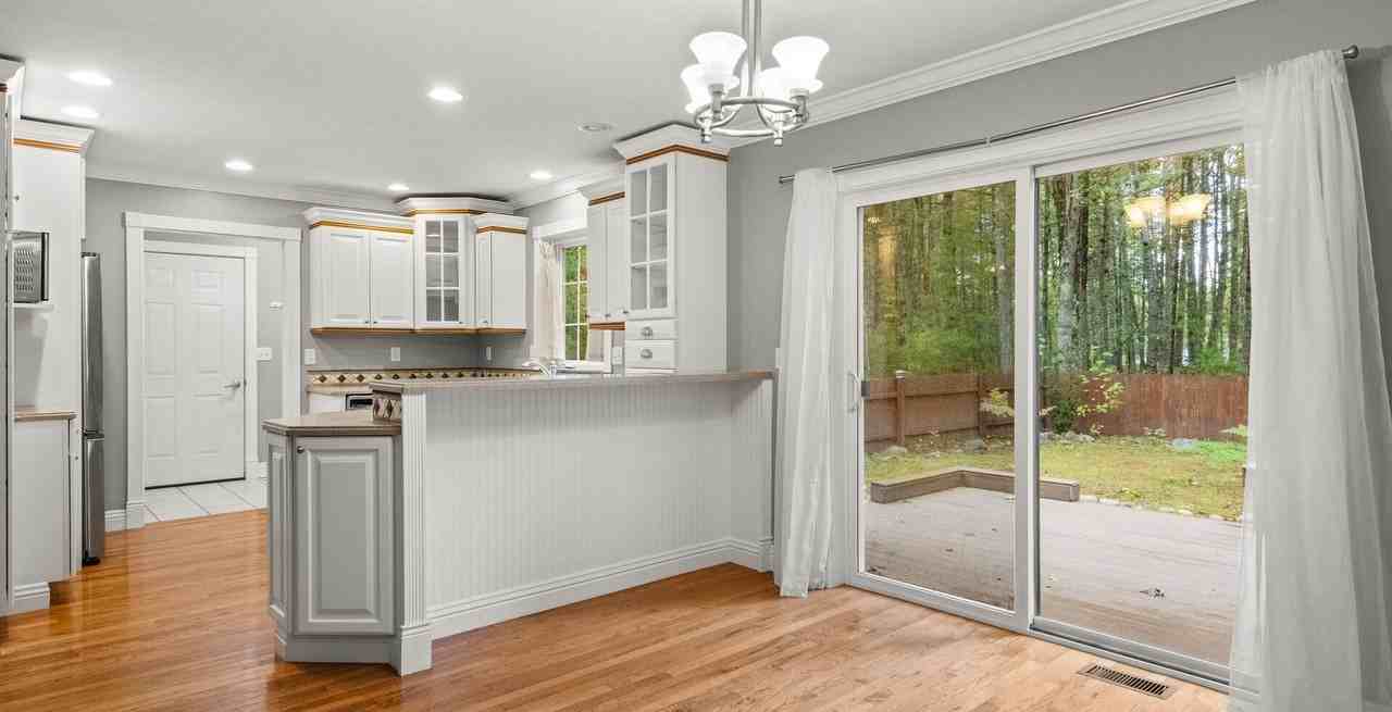 6984 Aarwood Trl Nw - Photo 5 of 25