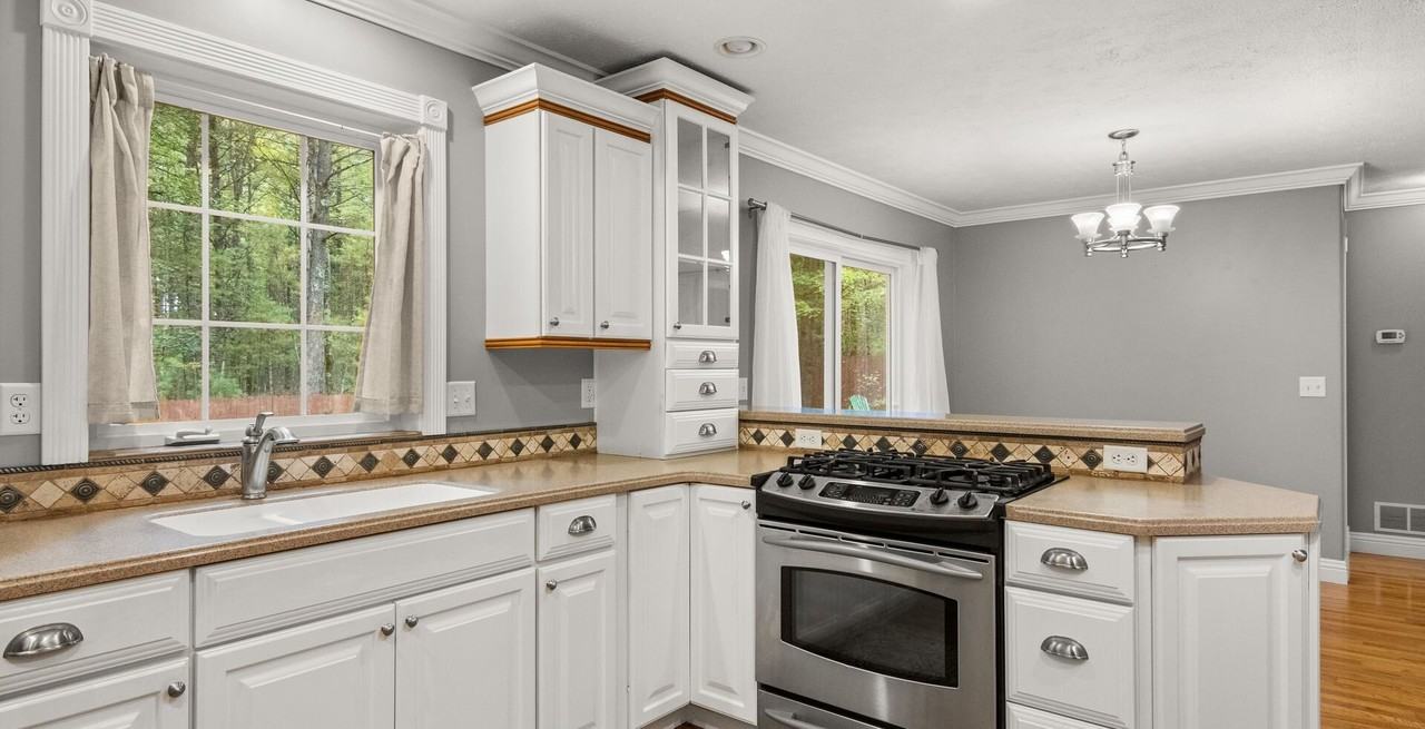 6984 Aarwood Trl Nw - Photo 7 of 25