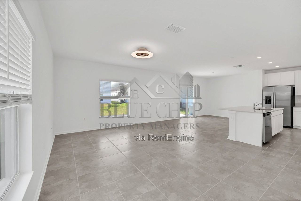 2142 Aquifer Ln - Photo 5 of 34