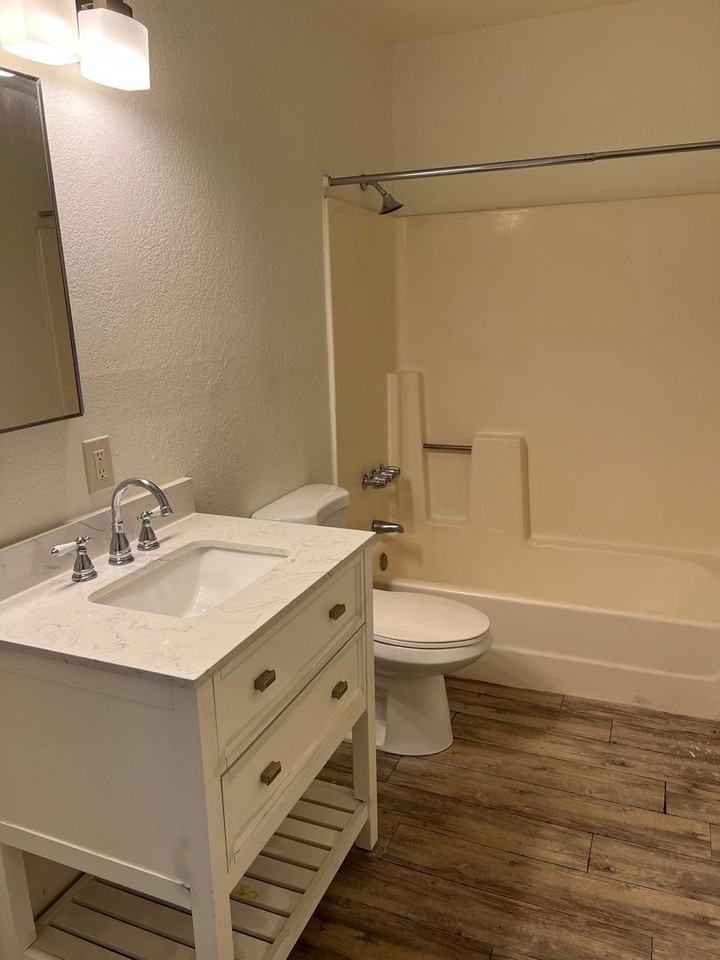 345 E Calle Arizona #2 - Photo 4 of 9