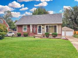 featured image of 2802 Richland Ave
