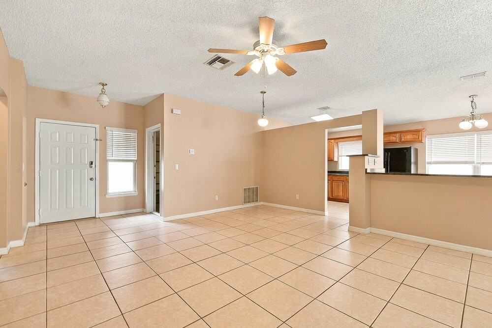 332 Cello Cir - Photo 3 of 16