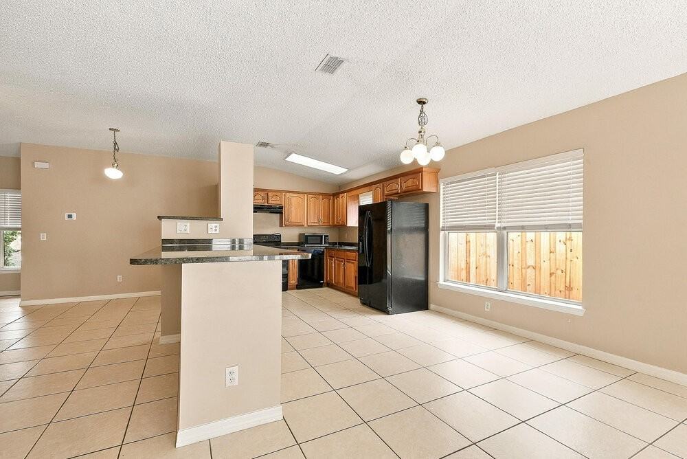 332 Cello Cir - Photo 5 of 16