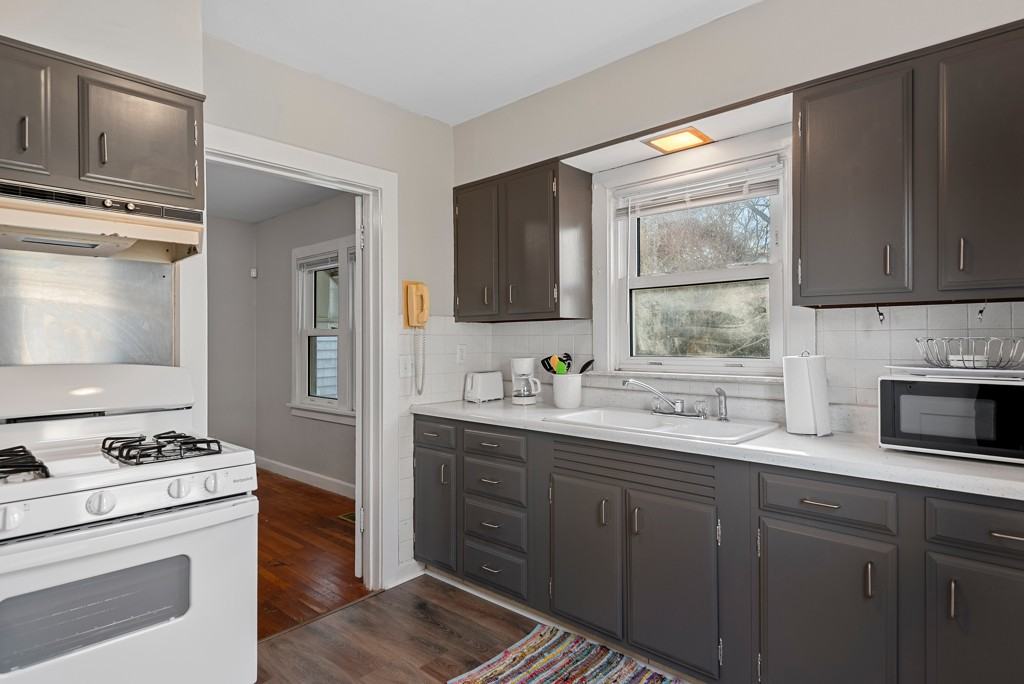 530 W Canedy St - Photo 5 of 16